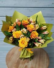 Букет цветов из:  Альстромерии и Розы в Мотыгино