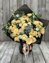 Букет цветов из:  Розы и Лизиантусы #REPLACE_PRED# Мотыгино