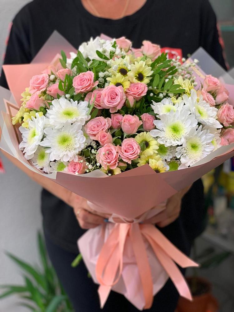 Букет цветов из: Розы и Хризантемы в Мотыгино