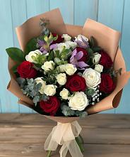 Букет цветов из:  Розы и Альстромерии в Мотыгино