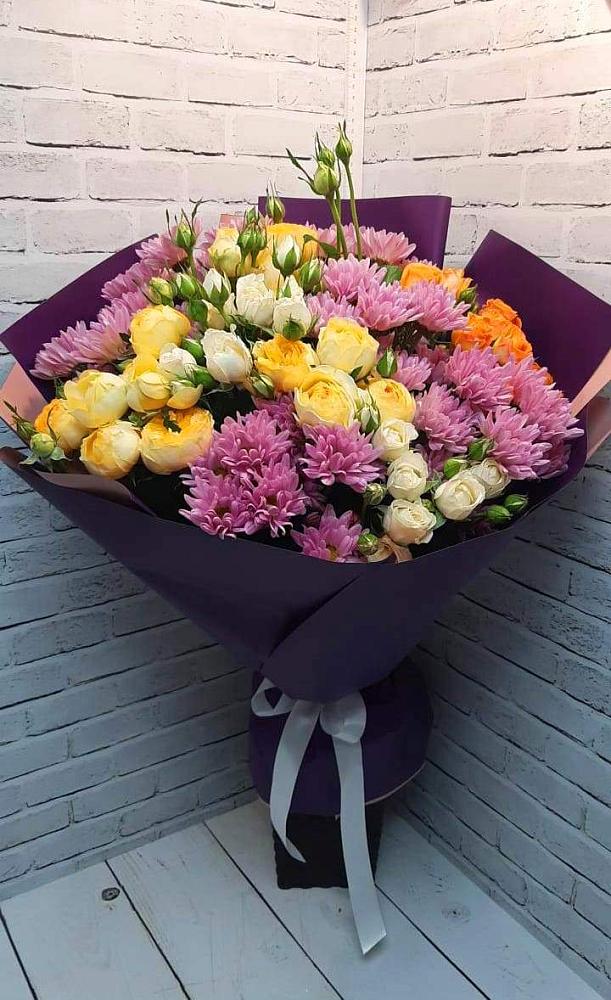 Букет цветов из: Хризантемы и Розы в Мотыгино