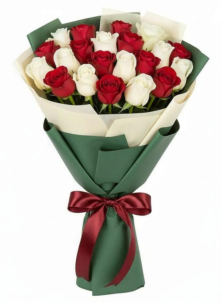 Букет Микс из красных и белых роз в Мотыгино