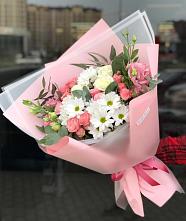 Букет цветов из:  Розы, Лизиантусы и Хризантемы в Мотыгино