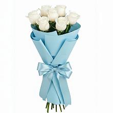 Букет 7 белых роз Проуд в Мотыгино