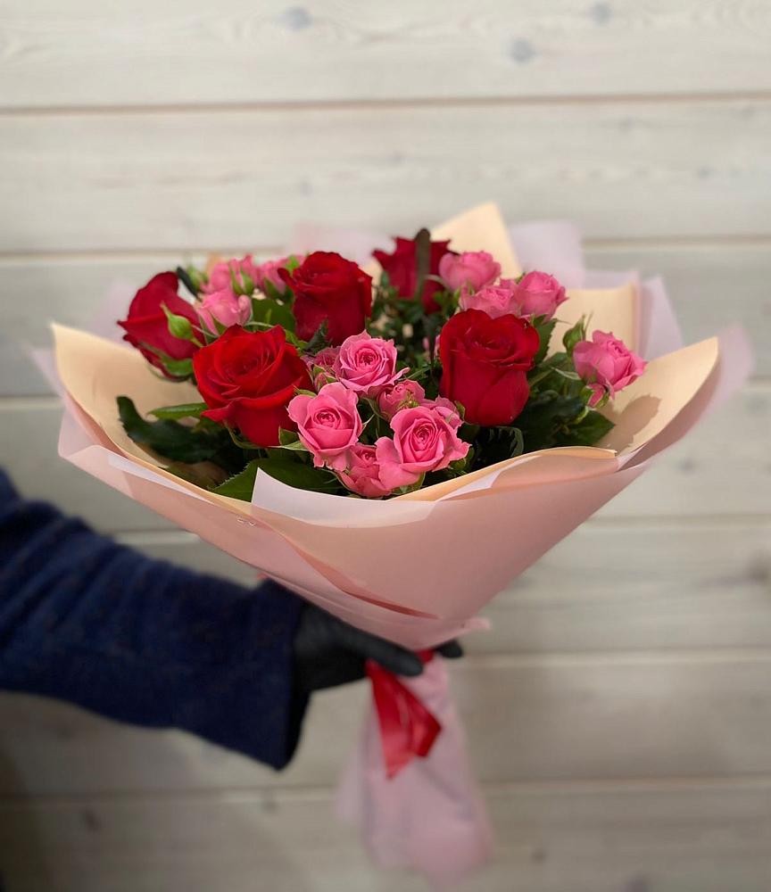 Букет цветов из: Розы в Мотыгино