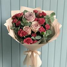 Букет цветов из:  Гвоздики и Розы в Мотыгино