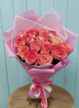 Букет 15 Розовых роз Равель в Мотыгино